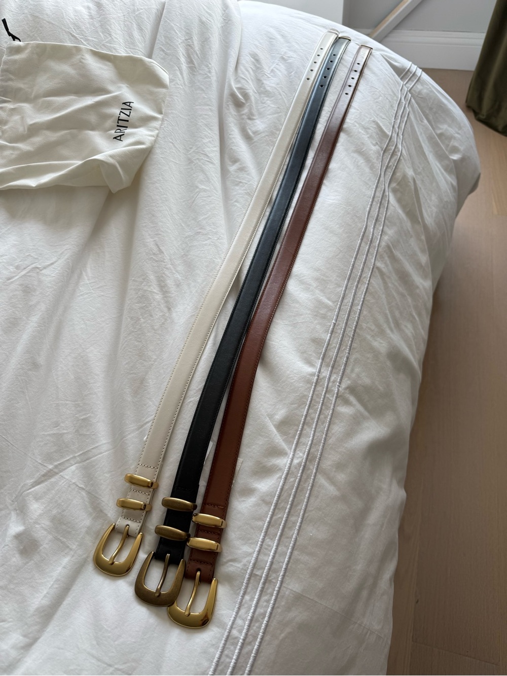 WHITE Aritzia Legendary Leather Belt